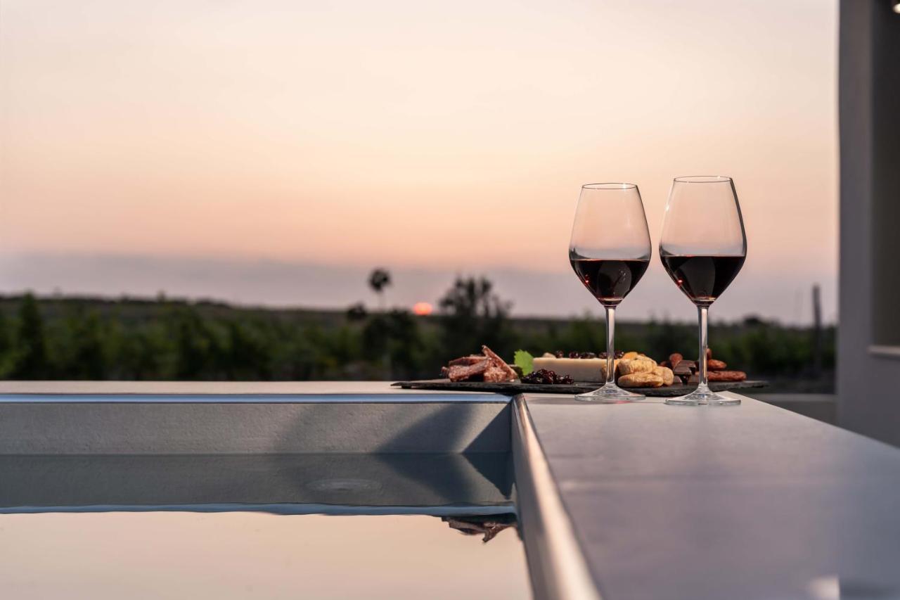 Melivoia House Collection - Private Jacuzzi Villas Foinikiá 外观 照片
