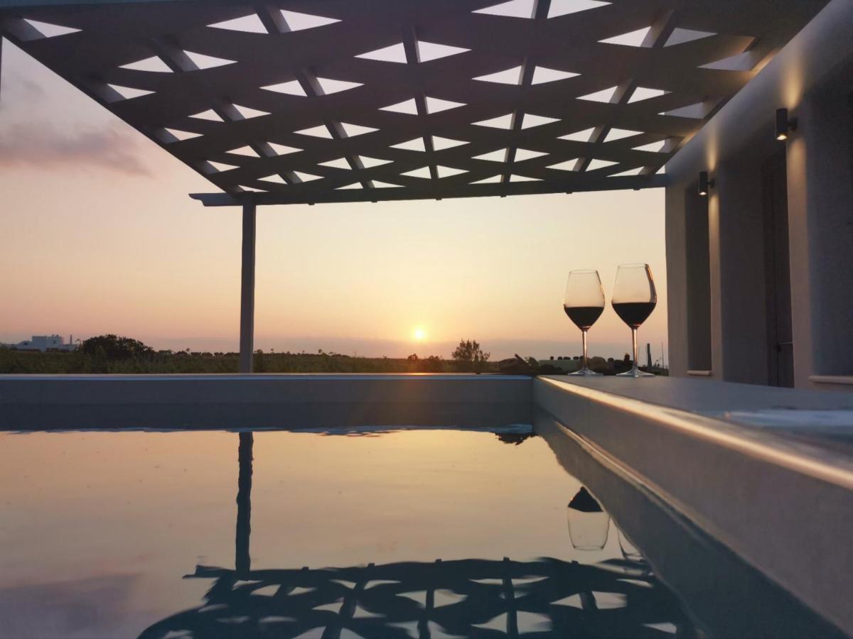 Melivoia House Collection - Private Jacuzzi Villas Foinikiá 外观 照片